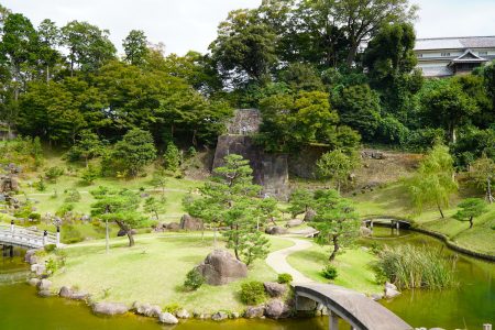 Gyokusen’inmaru Garden, Kanazawa Castle Park - Tourist in Japan